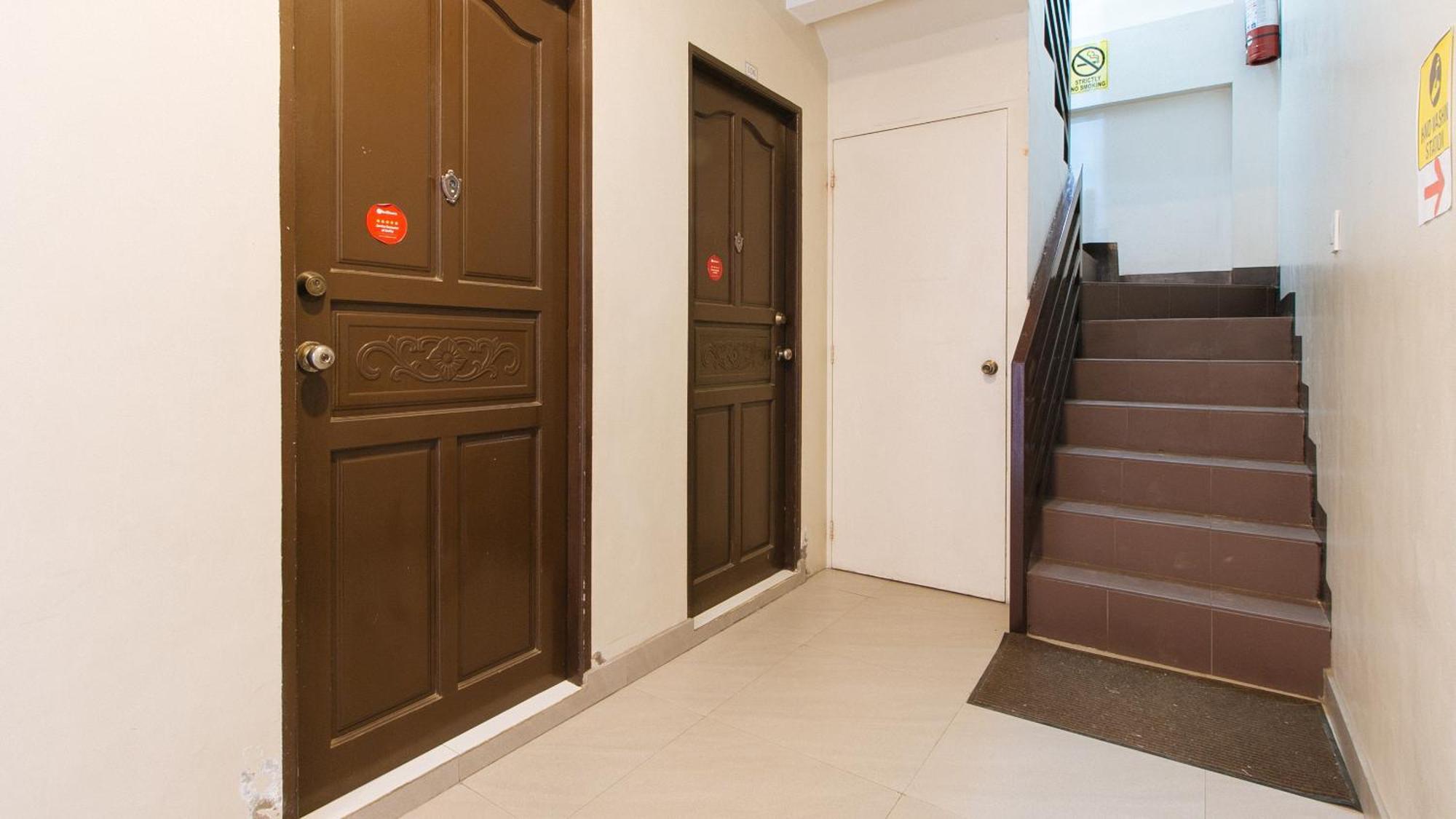 Hotel RedDoorz near NAIA Terminal 1 Paranaque City Esterno foto
