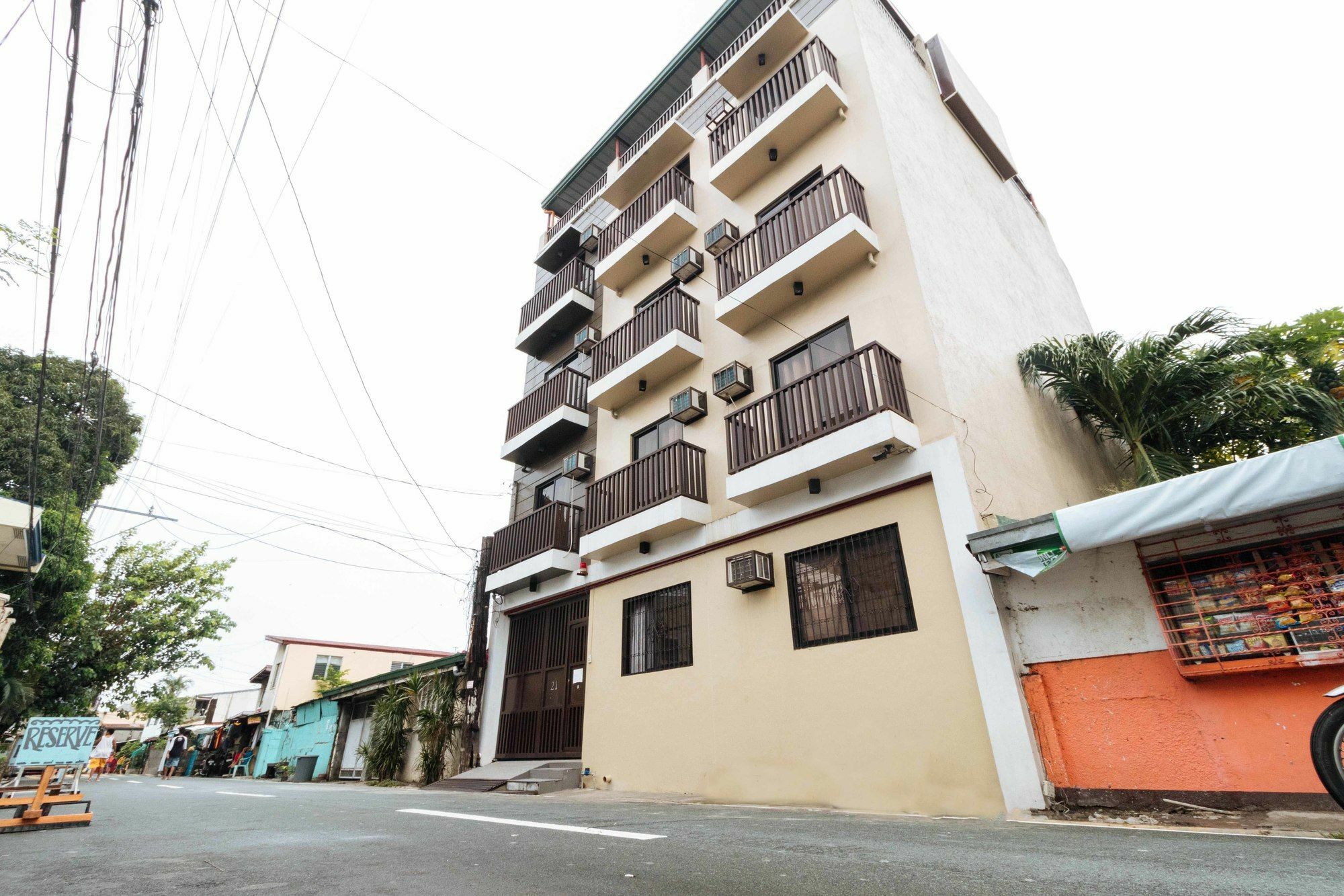 Hotel RedDoorz near NAIA Terminal 1 Paranaque City Esterno foto